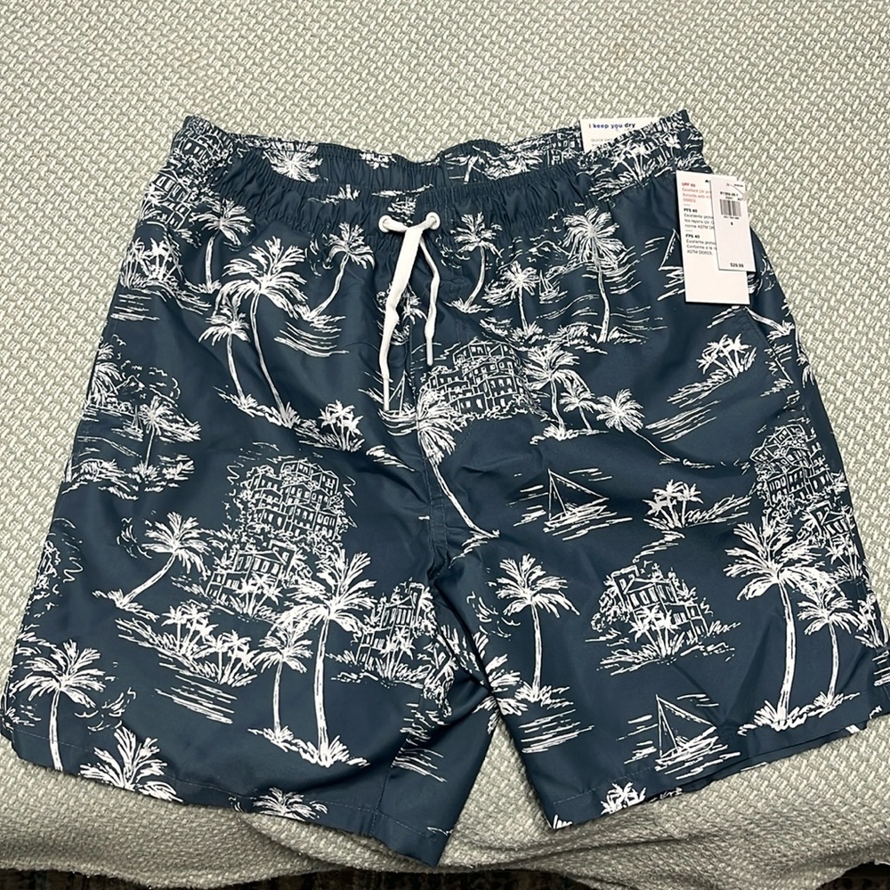 New with tags men’s swim trunks